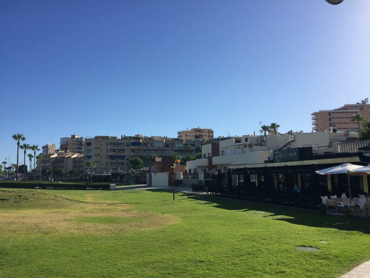 Apartamento Cerca De La Playa Y Campo De Golf Con Piscina Apartamento Torremolinos Exterior foto